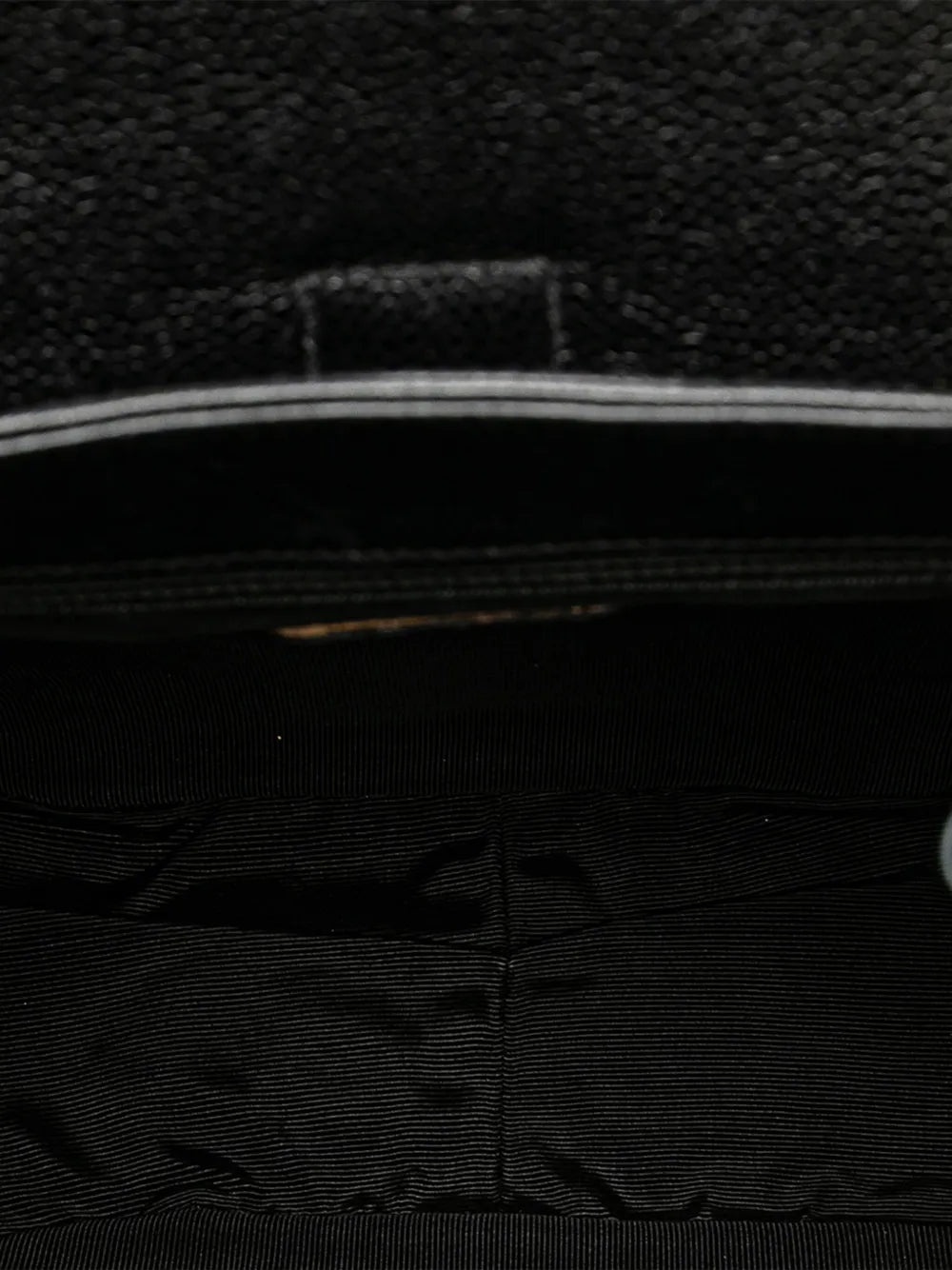 Pre-OwnedCHANEL Pre-Owned1996-1997 Caviar Triple CC backpack