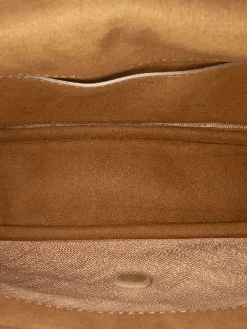Pre-OwnedFendi Pre-Owned2000-2025 Zucca Canvas Chain Midi Baguette satchel