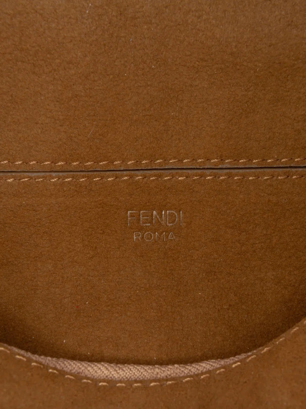 Pre-OwnedFendi Pre-Owned2000-2025 Zucca Canvas Chain Midi Baguette satchel