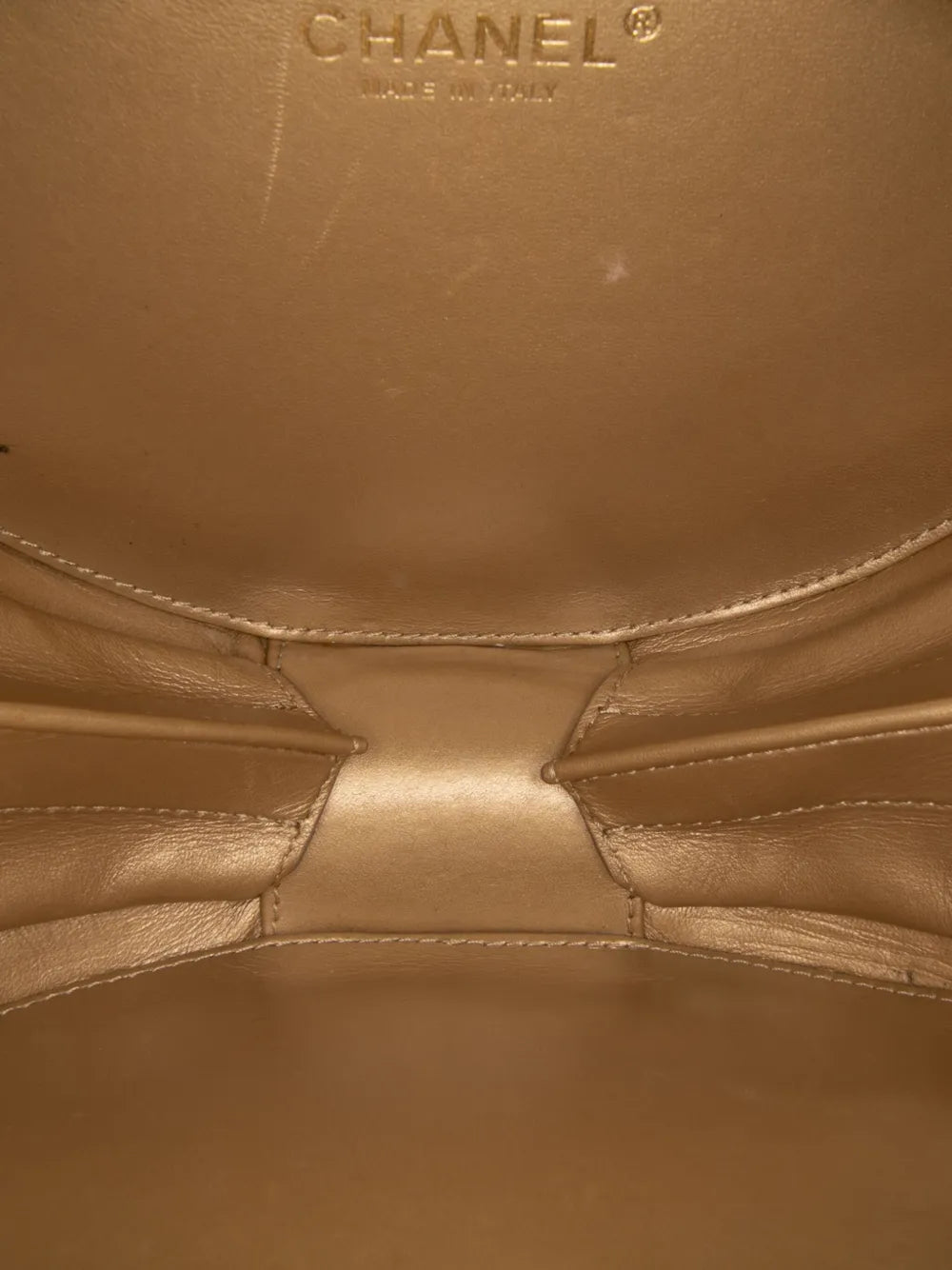 Pre-OwnedCHANEL Pre-Owned2021-2025 CC Quilted Lambskin Frame Vanity Case crossbody bag