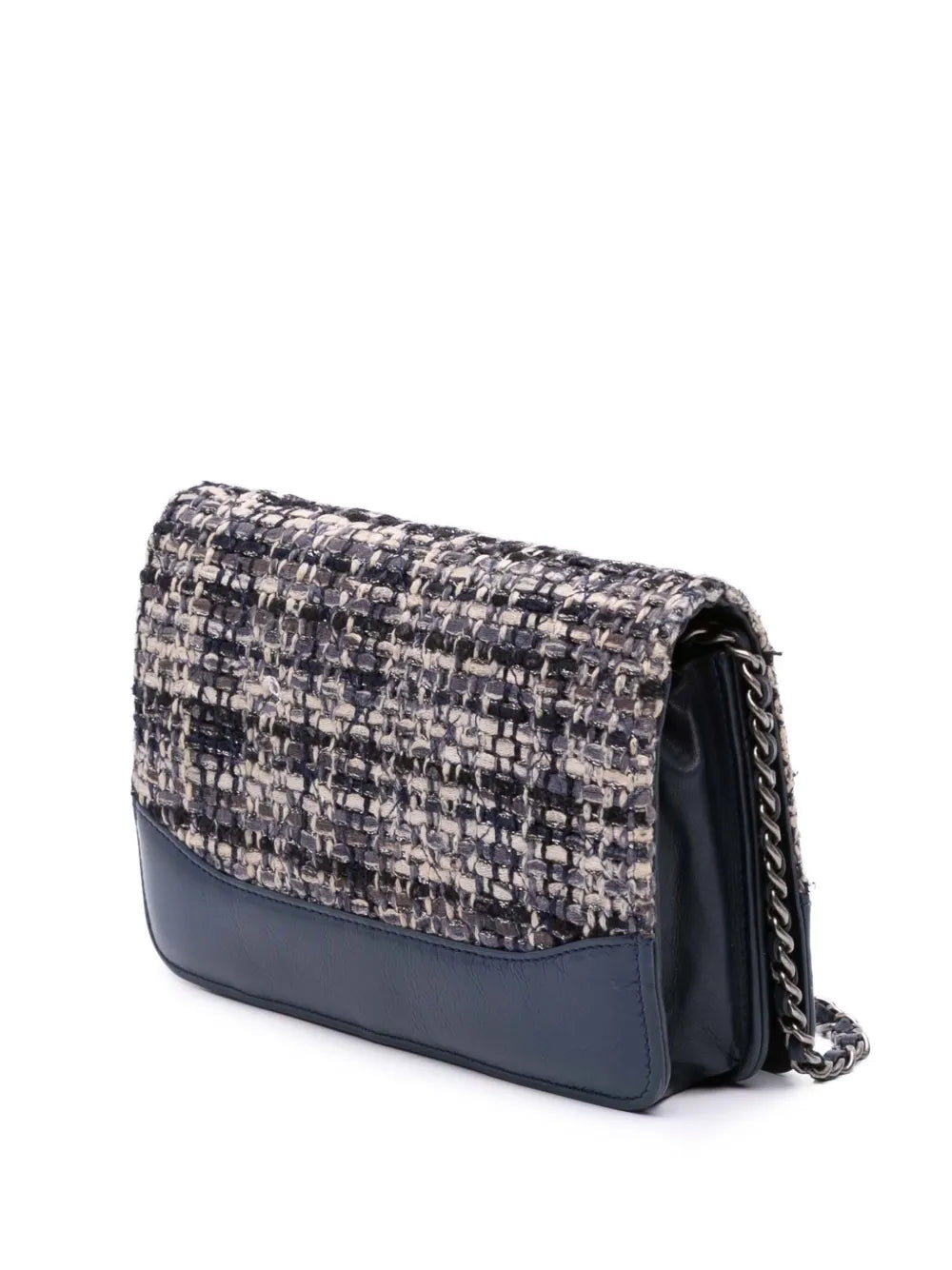 Pre-OwnedCHANEL Pre-Owned2018 Quilted Tweed and Calfskin Gabrielle Wallet On Chain crossbody bag