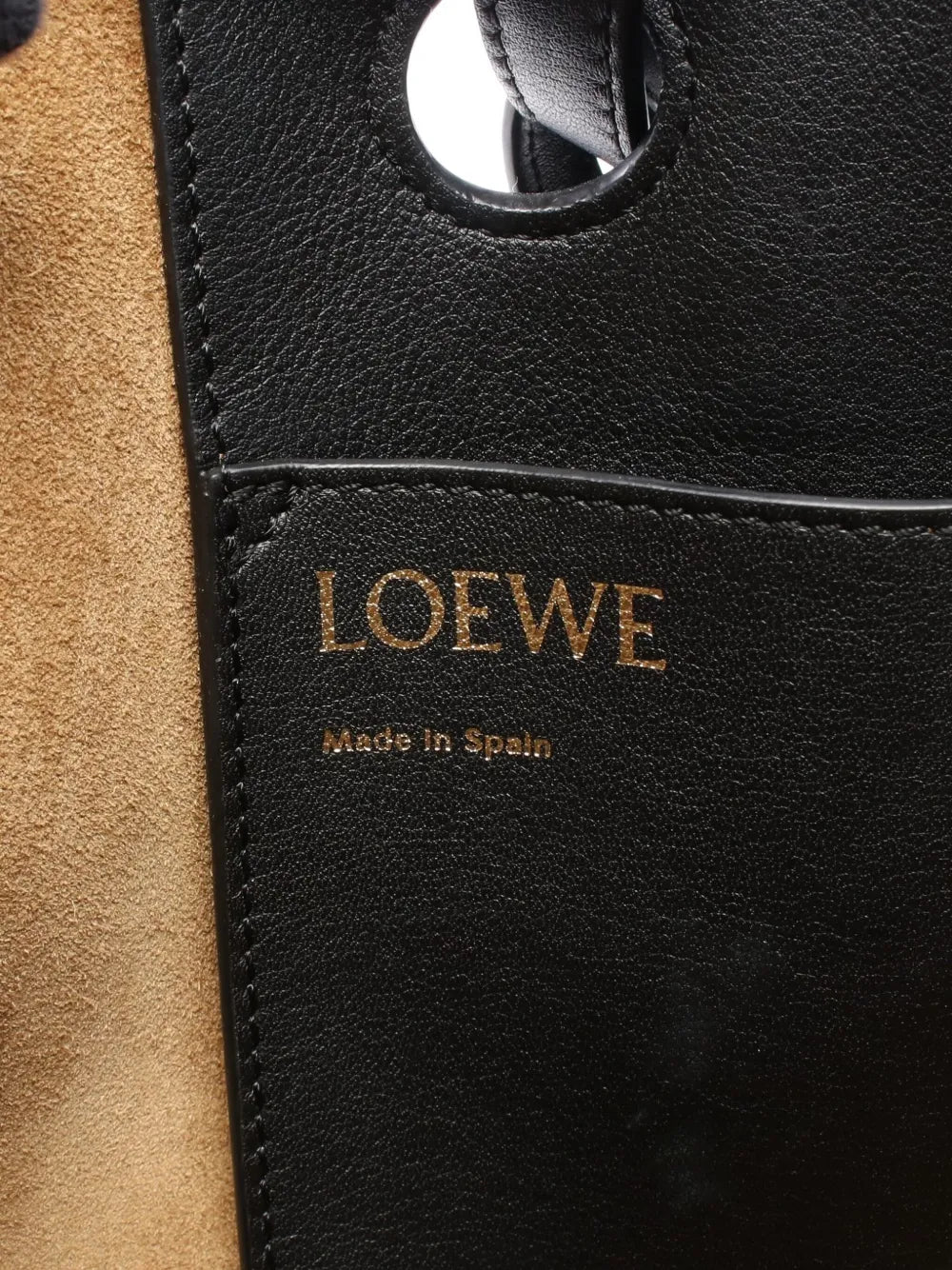 Pre-OwnedLoewe Pre-Owned2010s Anagram shoulder bag
