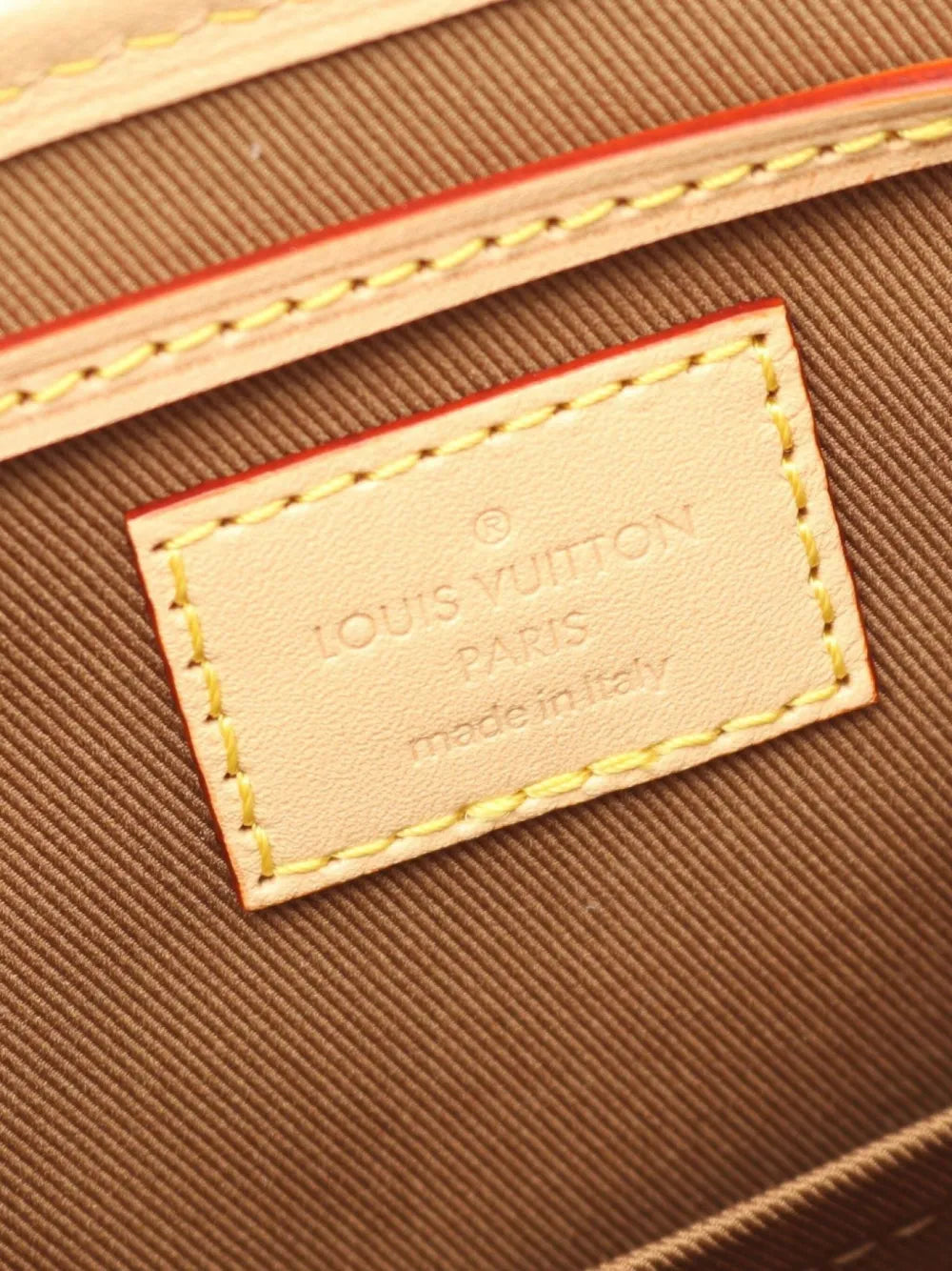 Pre-OwnedLouis Vuitton Pre-Owned2021 mini Montsouris backpack