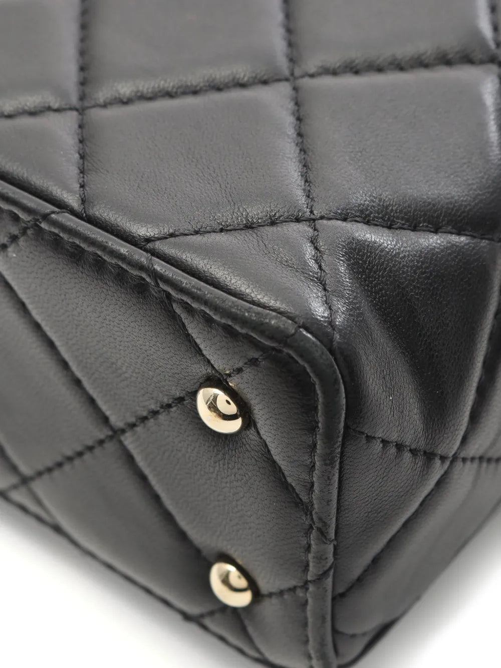 Pre-OwnedCHANEL Pre-Owned2021 matelassSmall Box shoulder bag