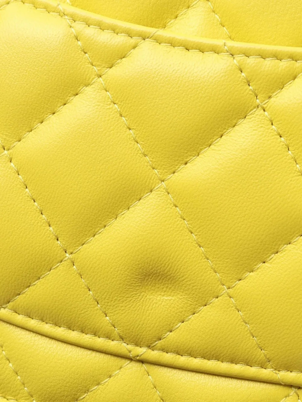 Pre-OwnedCHANEL Pre-Owned2021 matelasse chain wallet