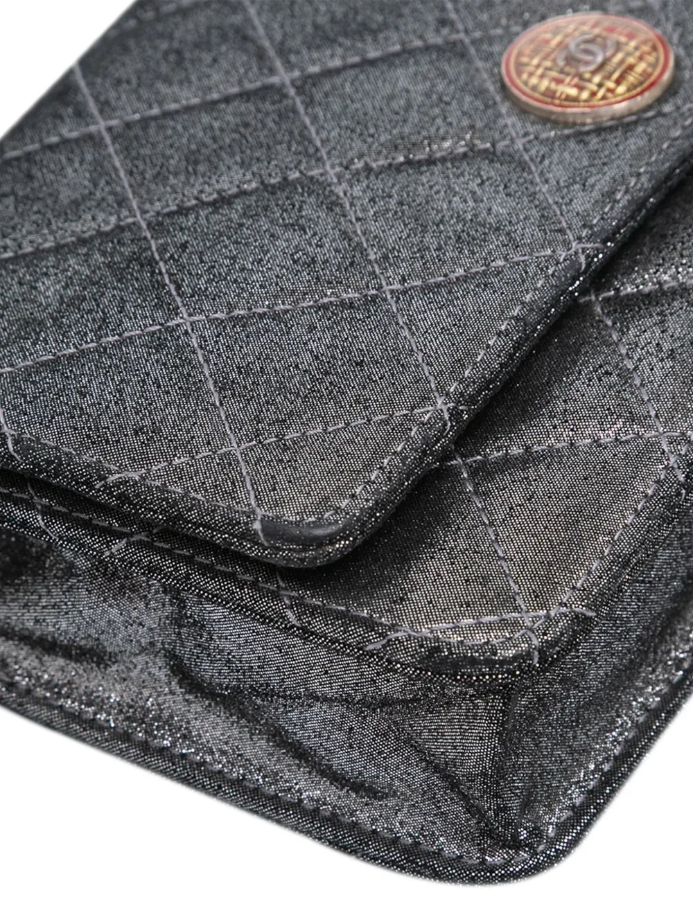 Pre-OwnedCHANEL Pre-Owned2013-2014 Quilted Iridescent Lambskin Tartan Button Wallet On Chain crossbody bag