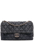 Pre-OwnedCHANEL Pre-Owned2009-2010 Extra Large CC Quilted Satin Single Flap shoulder bag