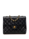 Pre-OwnedCHANEL Pre-Owned1991-1994 Square Quilted Lambskin Single Flap shoulder bag