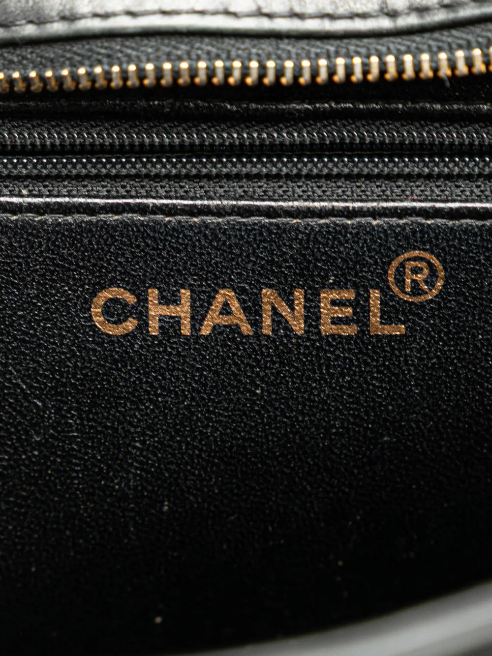 Pre-OwnedCHANEL Pre-Owned1997-1999 Lambskin Embroidered Logo tote bag