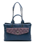 Pre-OwnedCHANEL Pre-Owned2016-2017 Large Caviar and Tweed Coco Break Shopping Tote satchel