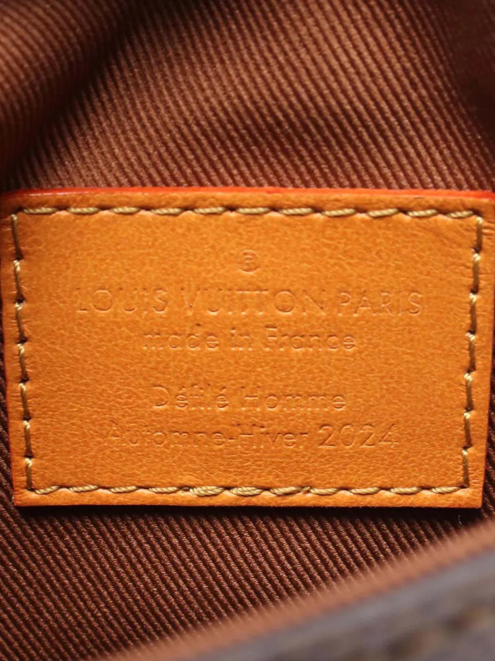 Pre-OwnedLouis Vuitton Pre-Owned2021-2025 Monogram Dust Envelope Pouch crossbody bag