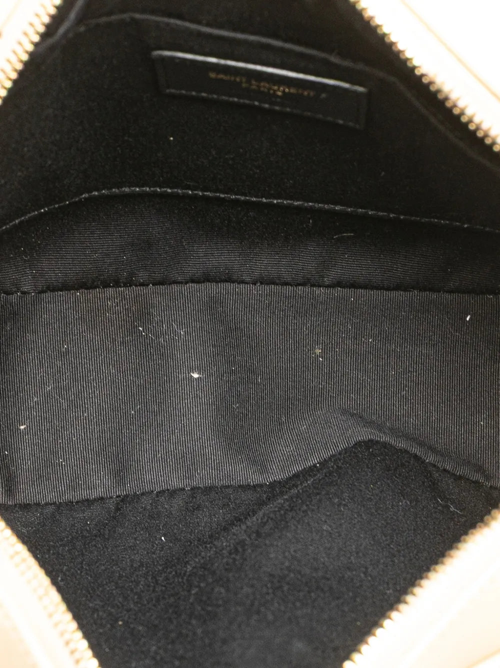 Pre-OwnedSaint Laurent Pre-Owned2020 Quilted Leather Lou Camera Bag crossbody bag