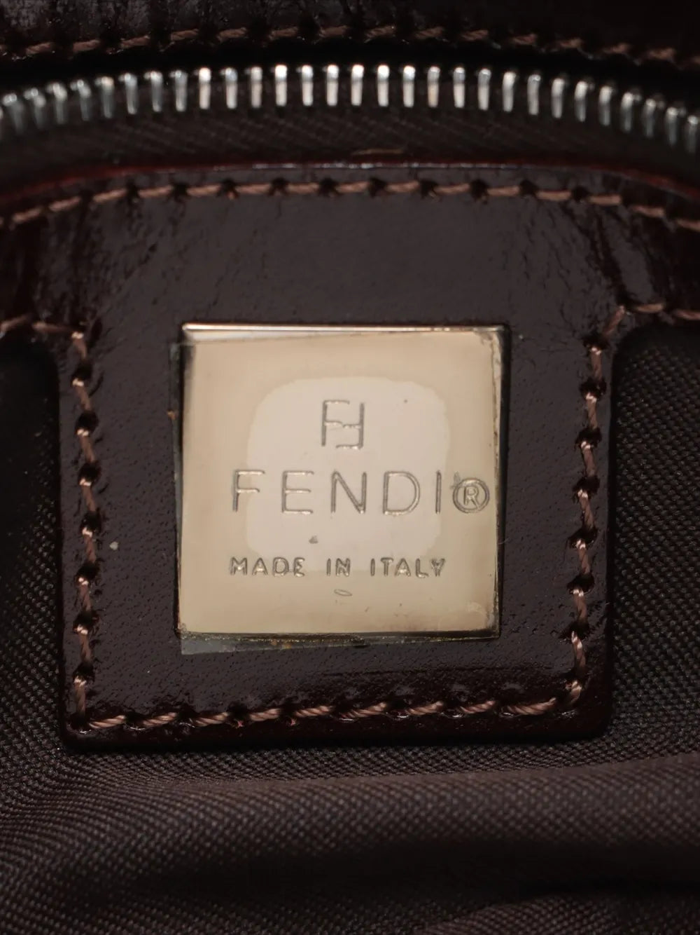 Pre-OwnedFendi Pre-Owned2000s denim shoulder bag