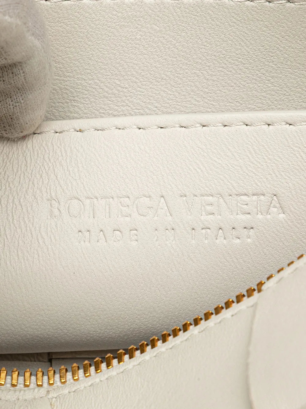 Pre-OwnedBottega Veneta Pre-Owned2012-2025 Small Lambskin Intrecciato Brick Cassette shoulder bag