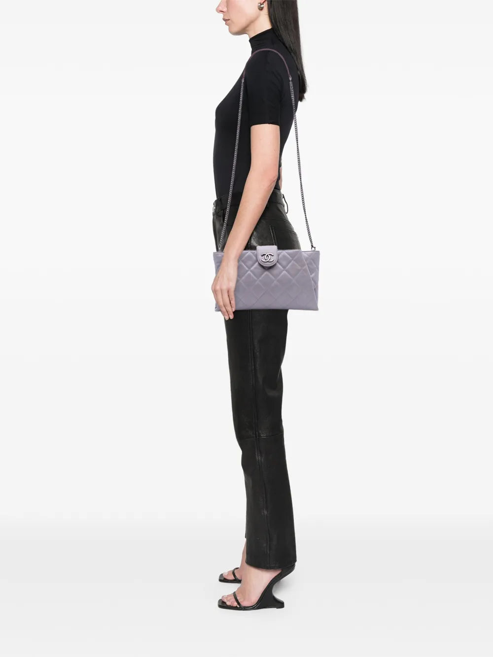 Pre-OwnedCHANEL Pre-Owned2014-2015 Quilted Glazed Calfskin Coco Pleats Chain Clutch crossbody bag