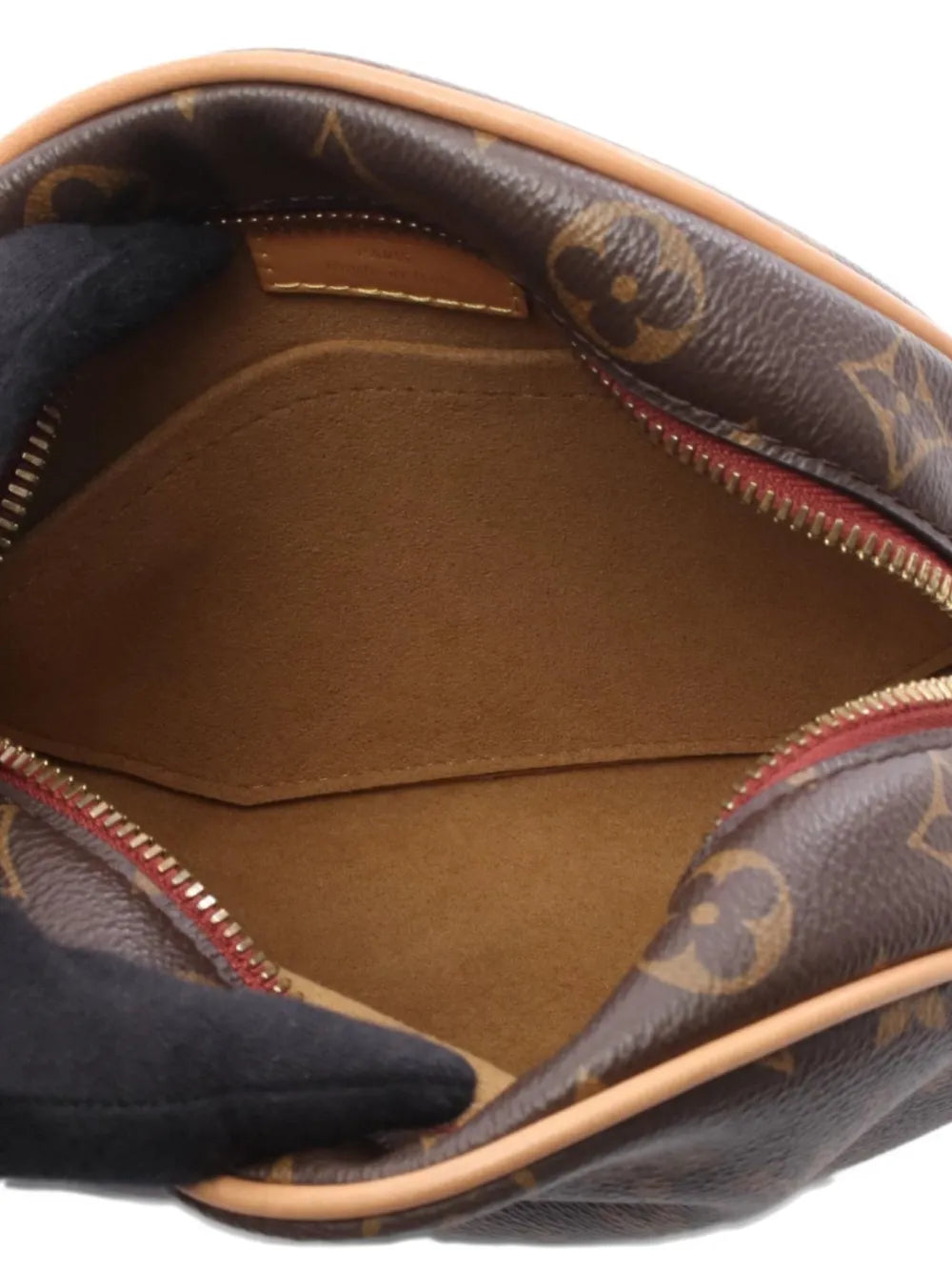 Pre-OwnedLouis Vuitton Pre-Owned2010s Boite Chapeau Souple PM monogram round shoulder bag