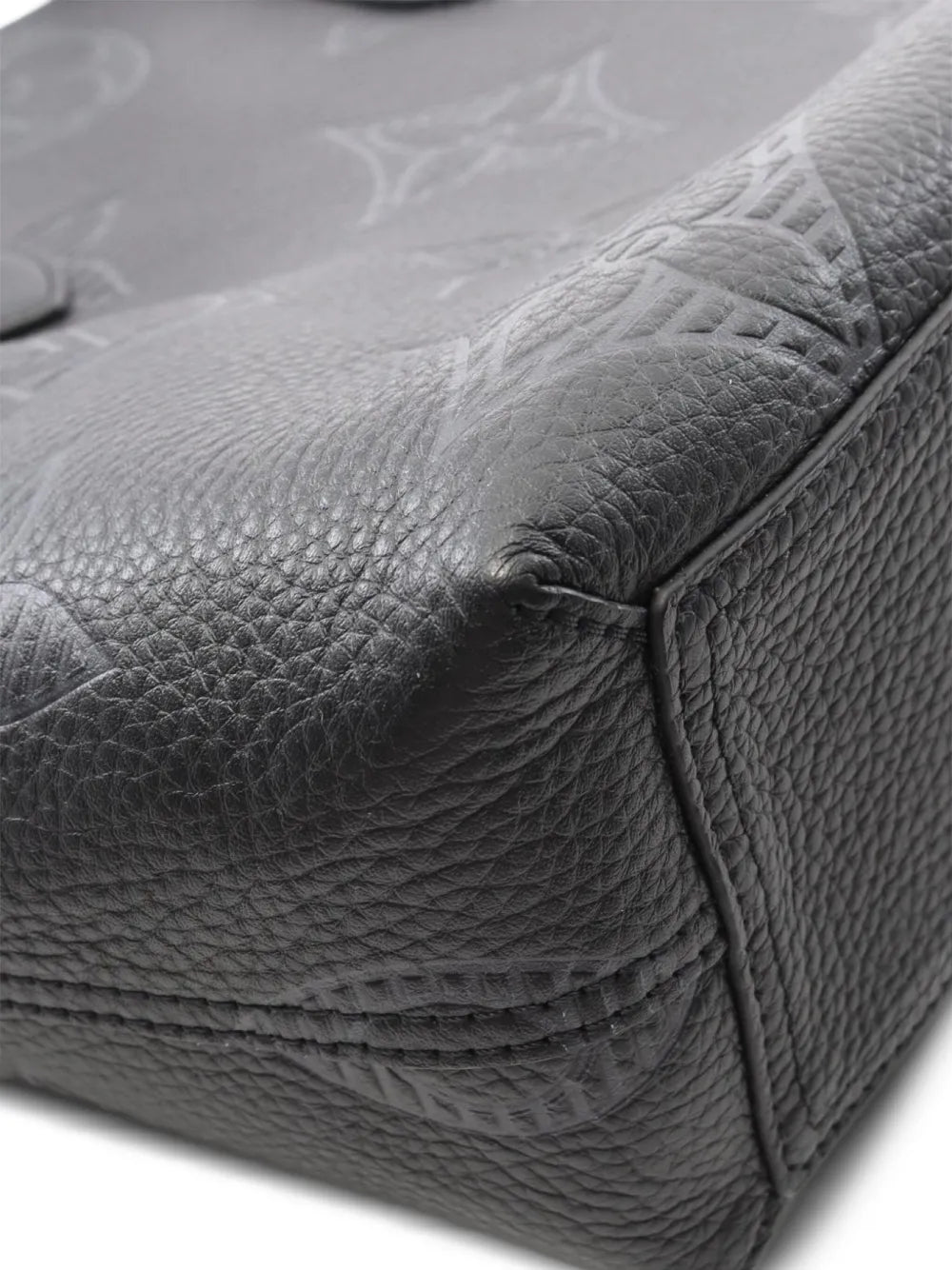 Pre-OwnedLouis Vuitton Pre-Owned2020 Hippopotamus Voyage NV shoulder bag