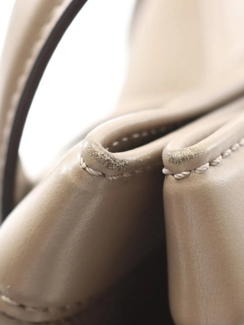 Pre-OwnedFendi Pre-Owned2010's medium Origami shoulder bag