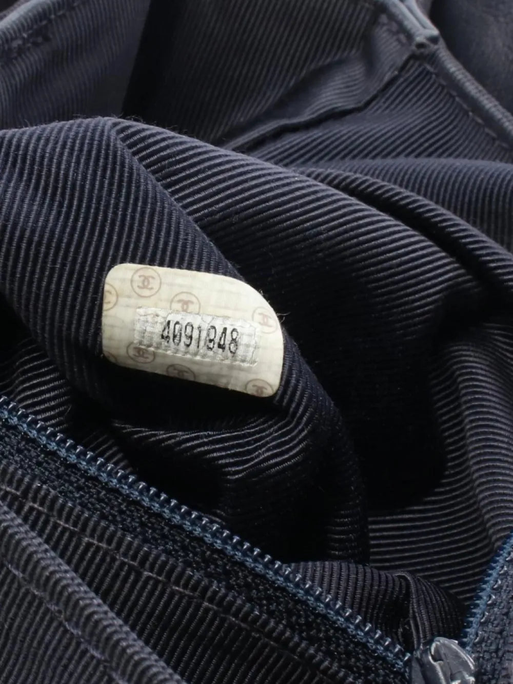 Pre-OwnedCHANEL Pre-Owned1996-1997 leather signature interlocking CC logo backpack