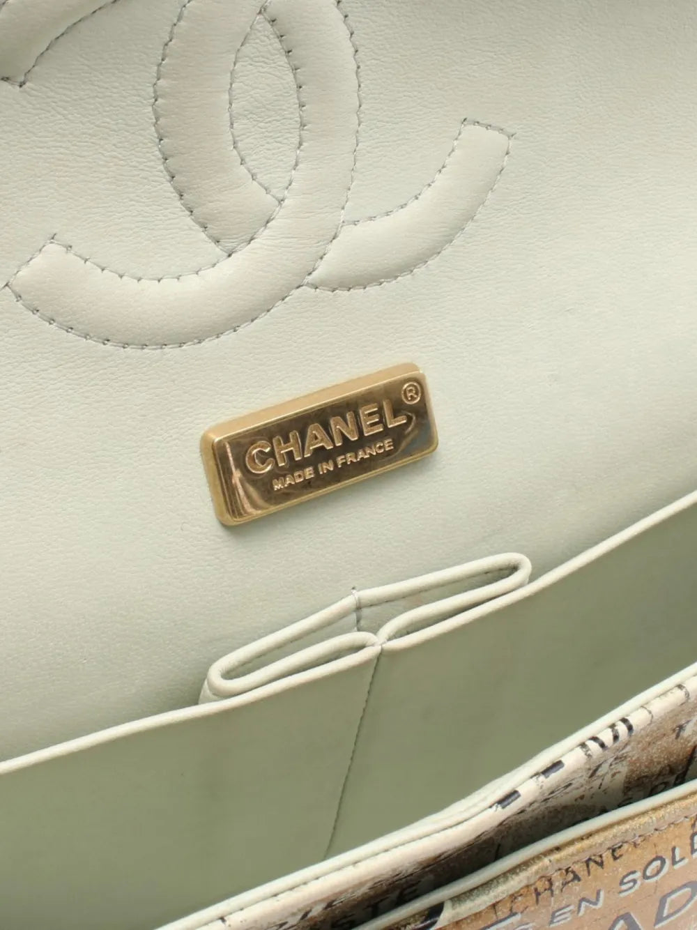 Pre-OwnedCHANEL Pre-Owned2015-2016 matelasse chain shoulder bag