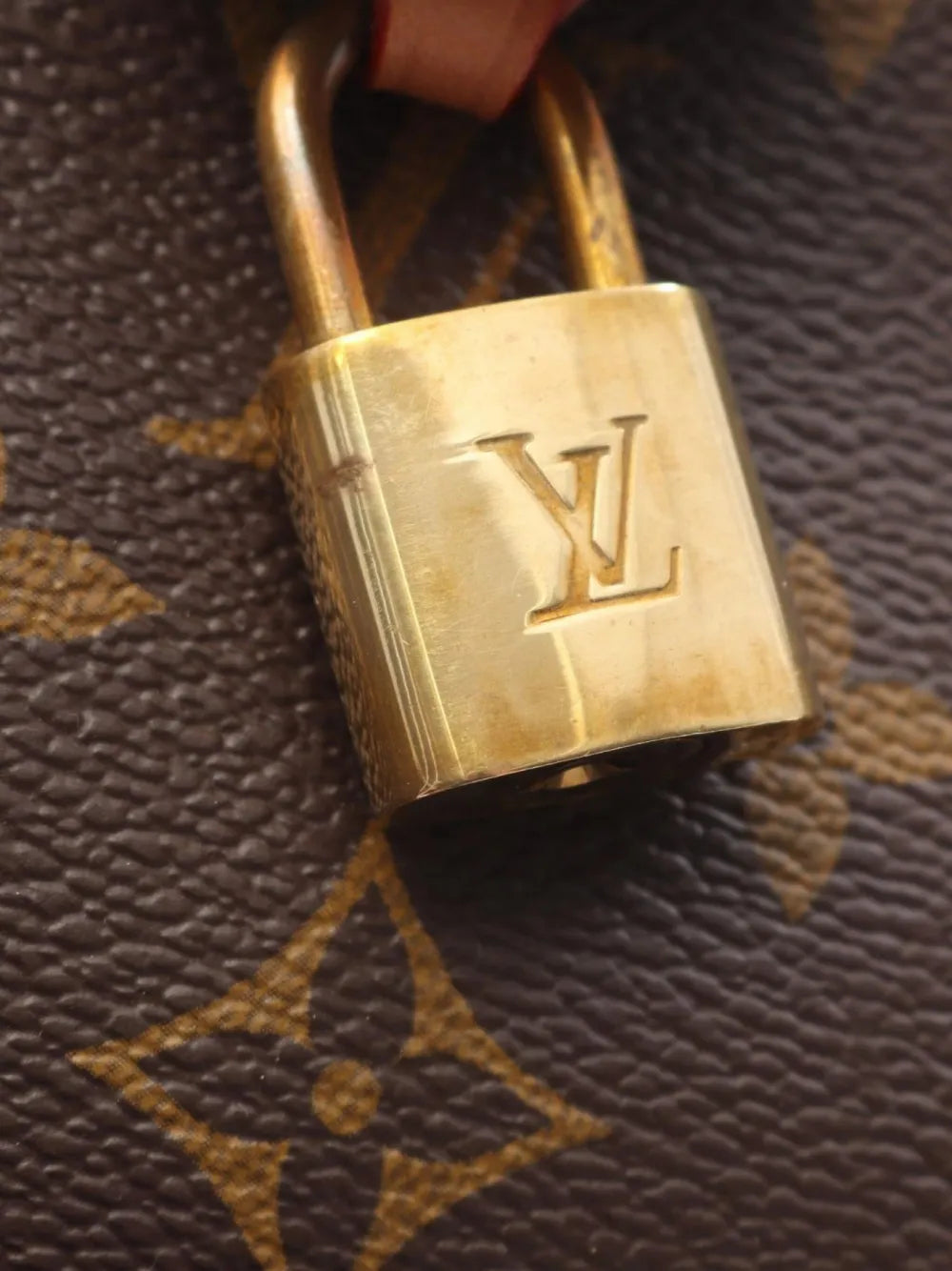 Pre-OwnedLouis Vuitton Pre-Owned2000s Pochette Tirette shoulder bag