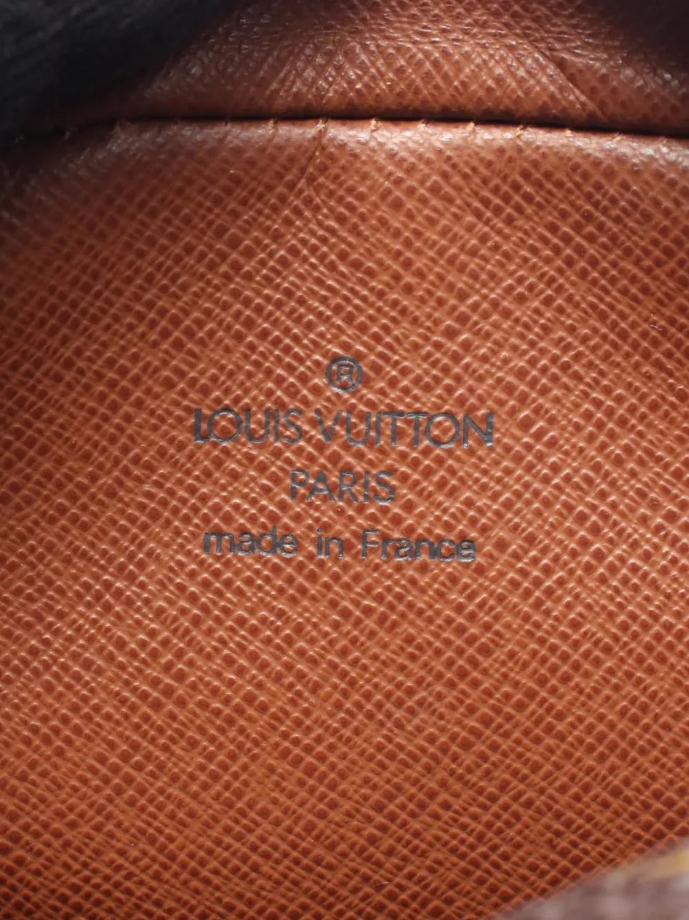 Pre-OwnedLouis Vuitton Pre-Owned2006 Amazon monogram shoulder