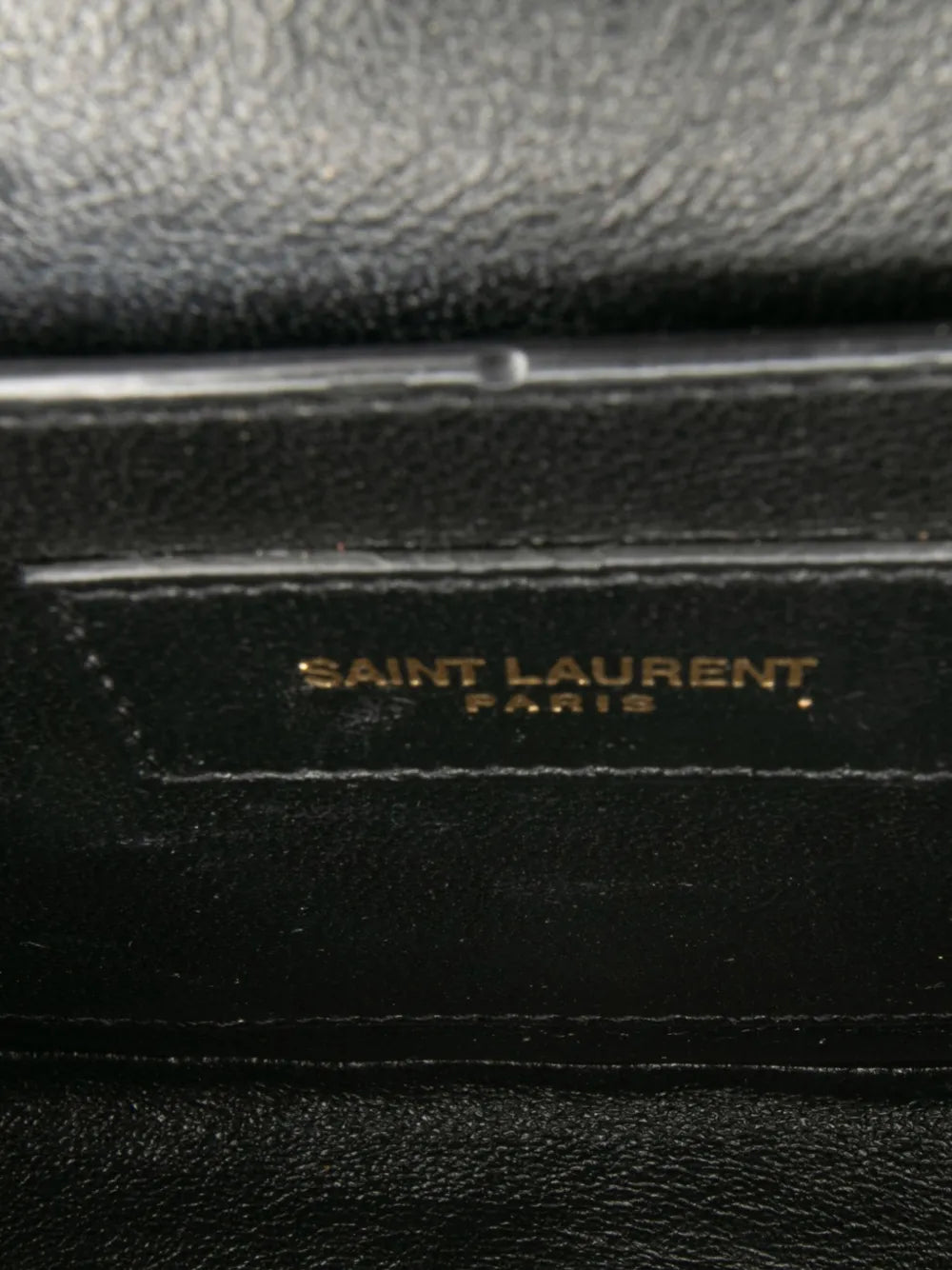 Pre-OwnedSaint Laurent Pre-Owned2018 Medium Lambskin Monogram Vicky Chain Bag crossbody bag