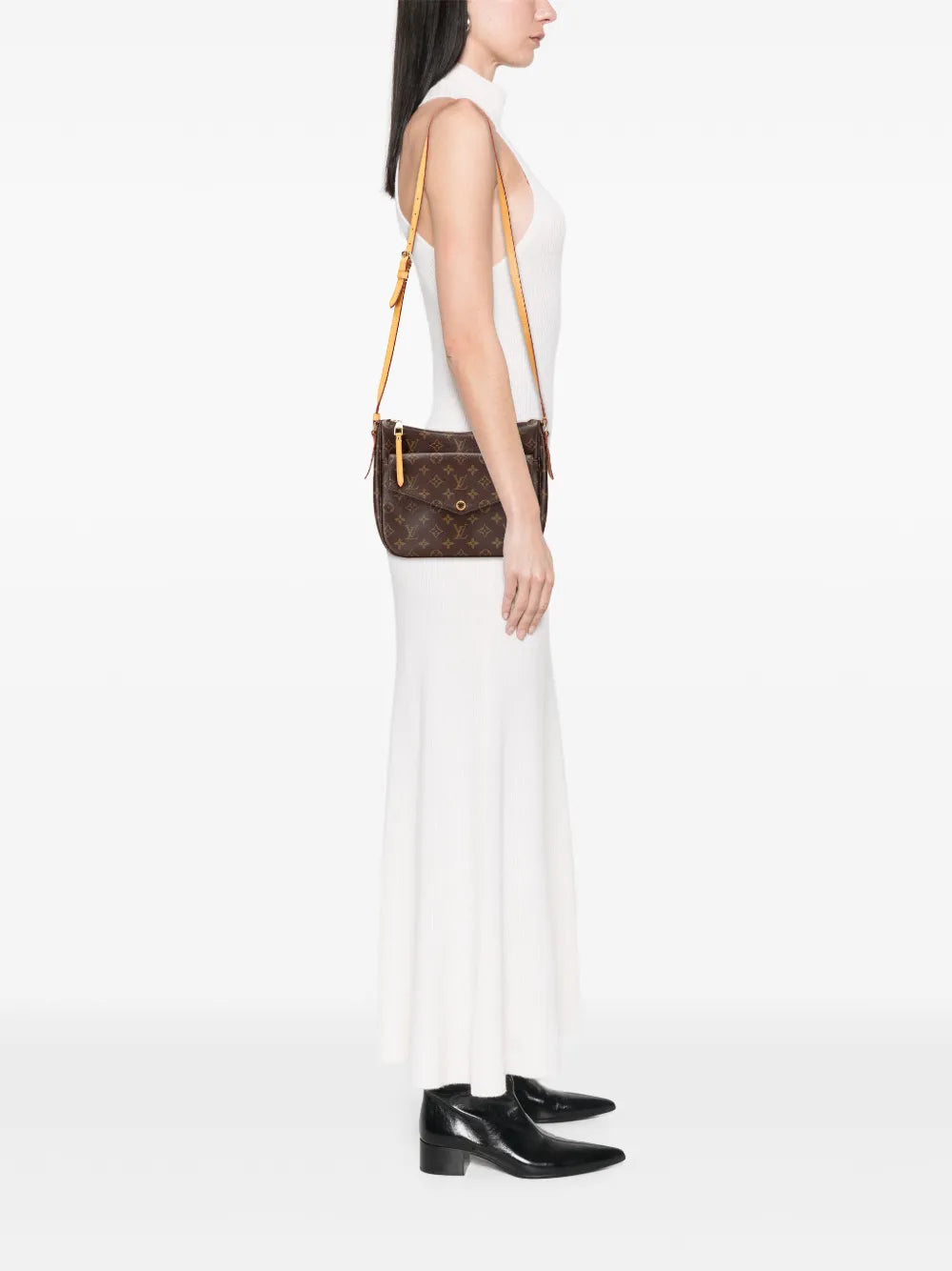 Pre-OwnedLouis Vuitton Pre-Owned2015 Monogram Mabillon crossbody bag