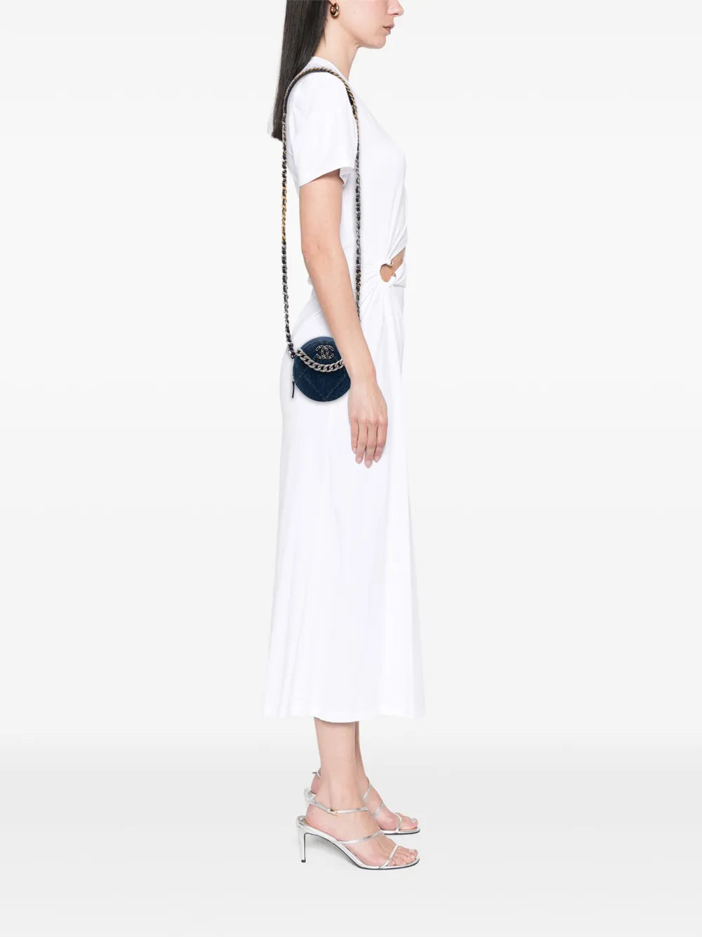 Pre-OwnedCHANEL Pre-Owned2021 Denim 19 Round Clutch with Chain satchel