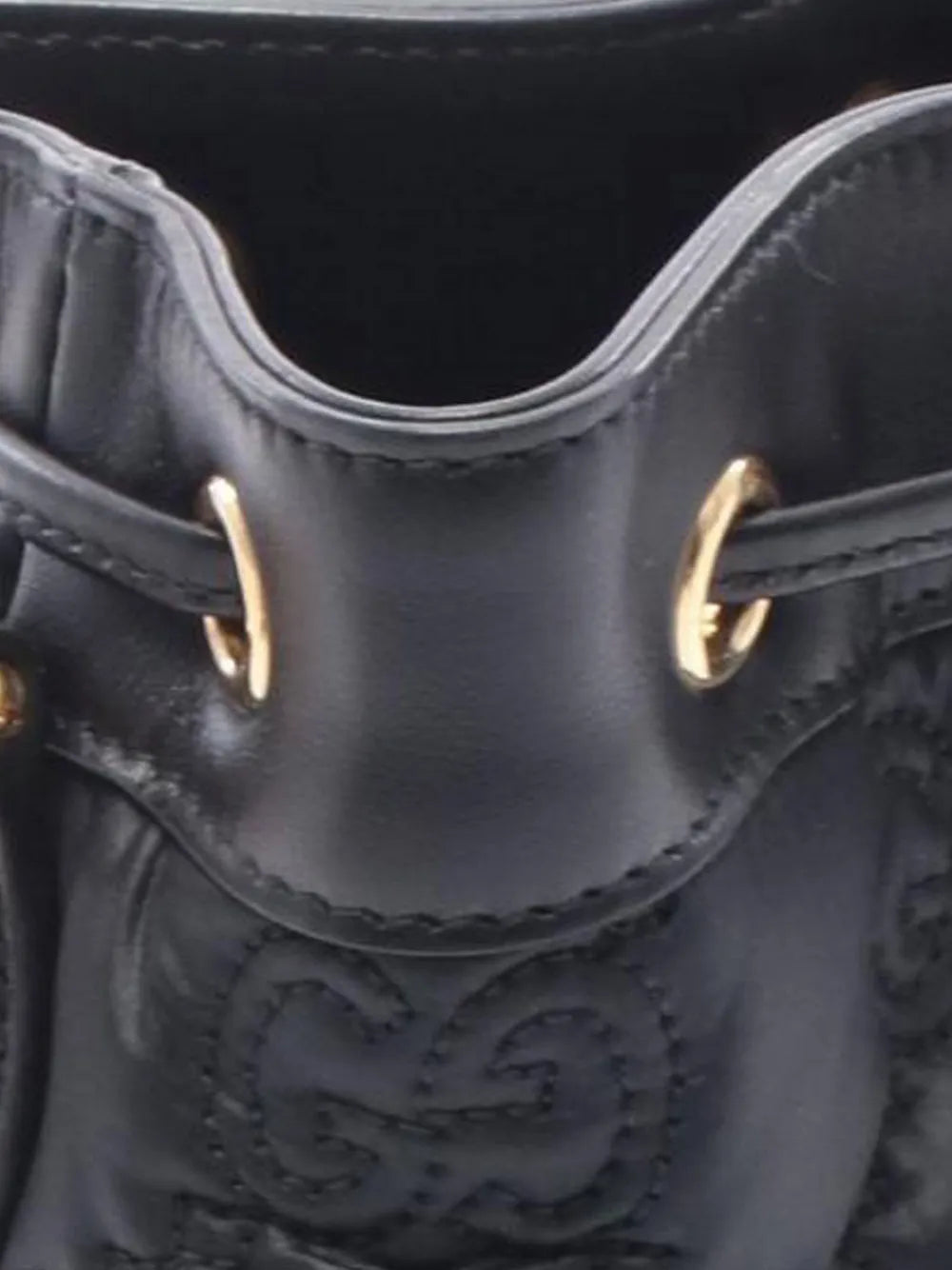 Pre-OwnedGucci Pre-Owned2016-2025 GG Matelasse Leather bucket bag