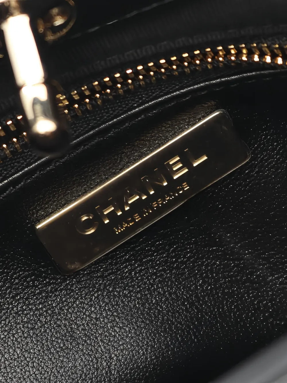 Pre-OwnedCHANEL Pre-Owned31 quilted shoulder bag