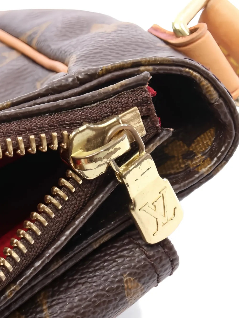 Pre-OwnedLouis Vuitton Pre-Owned2004 Viva Cite PM Monogram shoulder bag