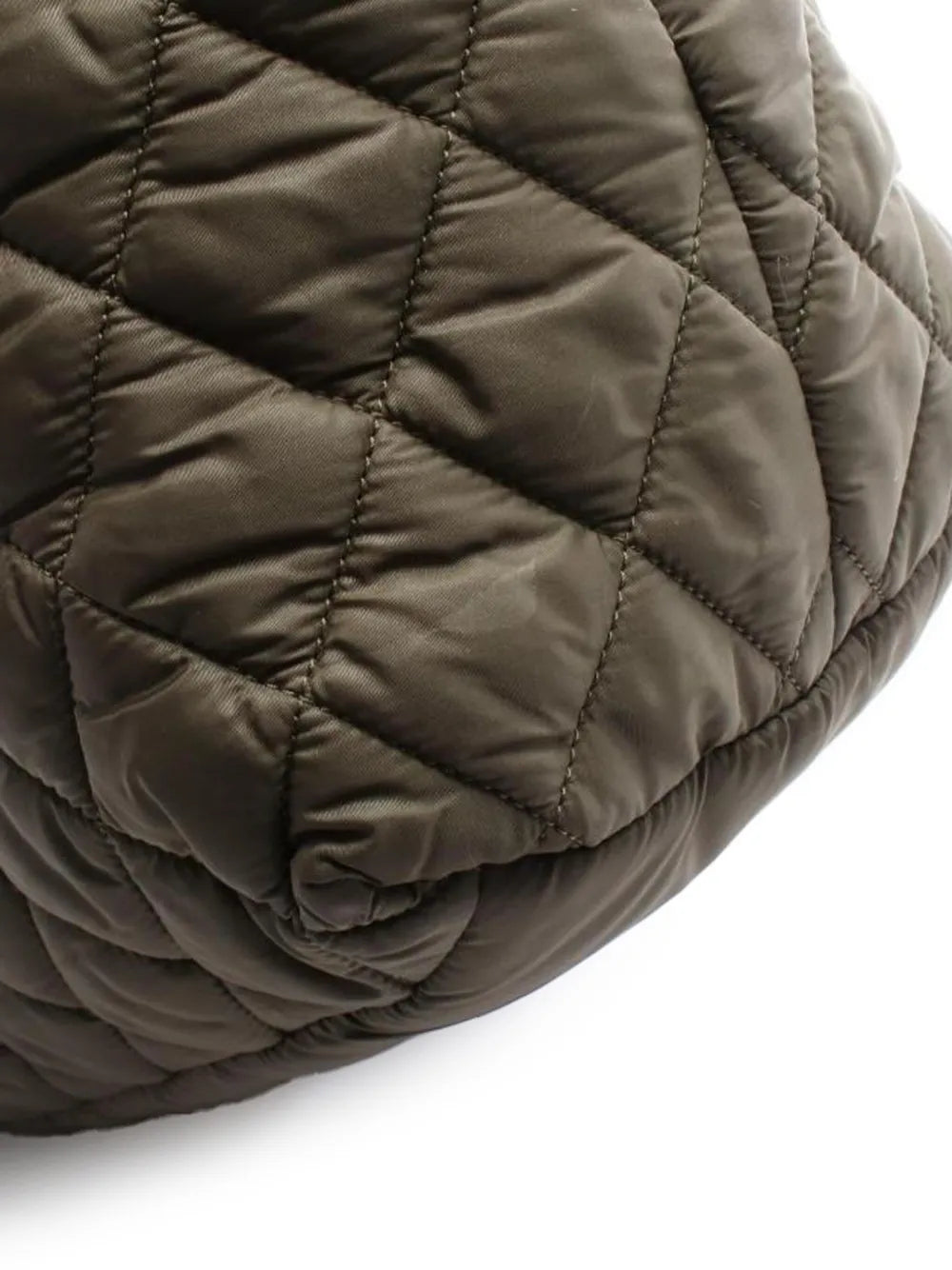 Pre-OwnedCHANEL Pre-Ownedquilted tote bag