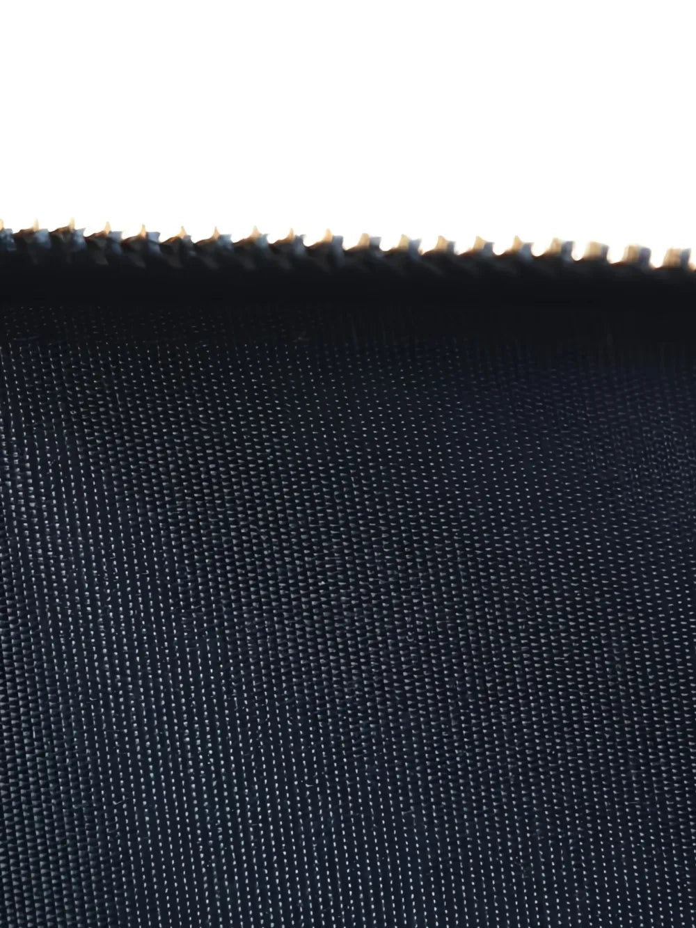 Pre-OwnedCHANEL Pre-Owneddiamond-quilted chain wallet