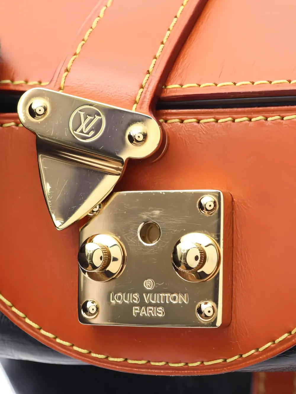 Pre-OwnedLouis Vuitton Pre-Owned2019 leather bucket bag