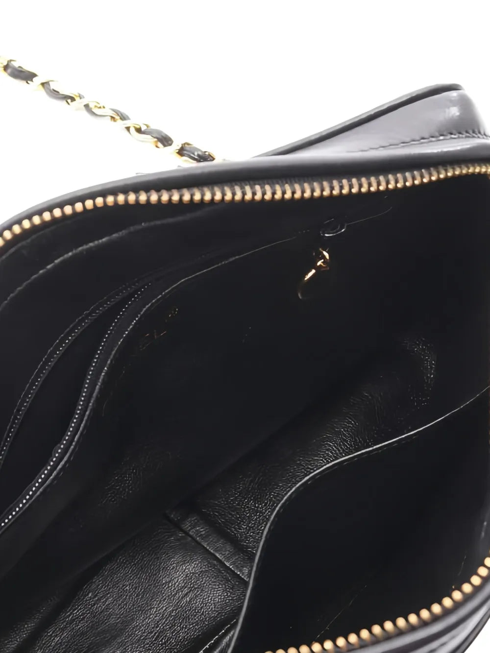 Pre-OwnedCHANEL Pre-Owned diamond-quilted chain shoulder bag