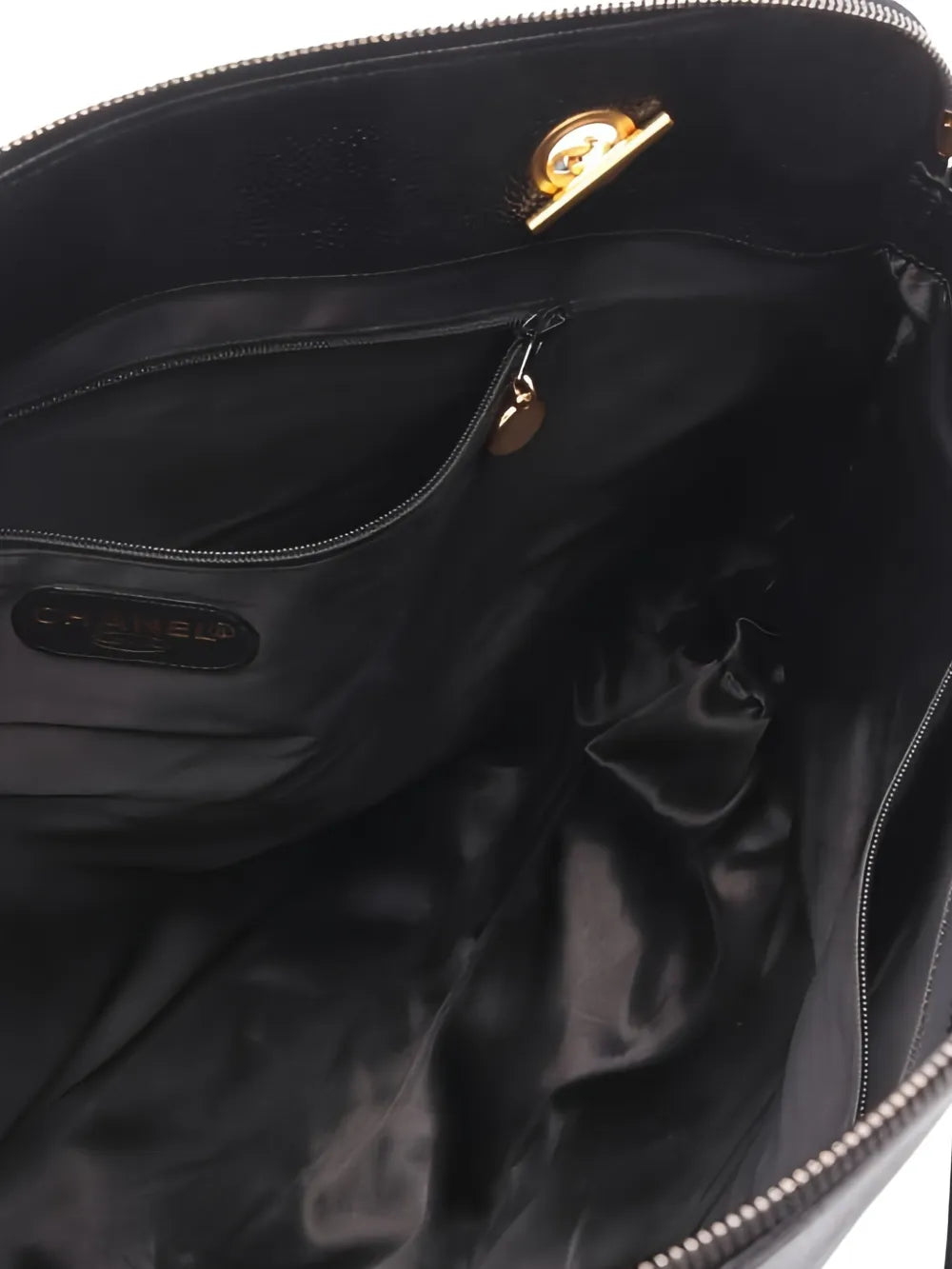 Pre-OwnedCHANEL Pre-OwnedBig Coco Mark caviar-leather chain shoulder bag