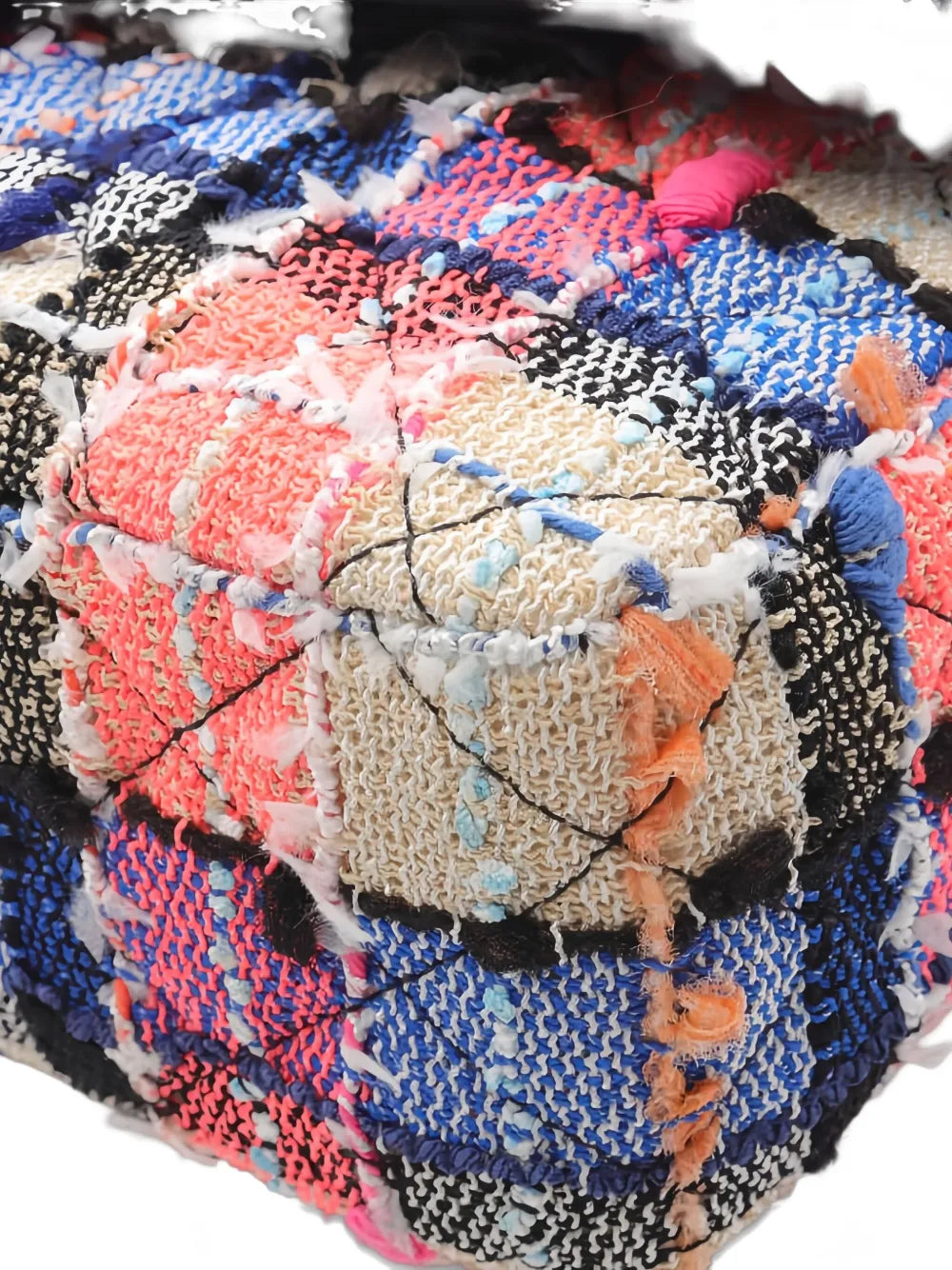 Pre-OwnedCHANEL Pre-OwnedMatelassé tweed shoulder bag