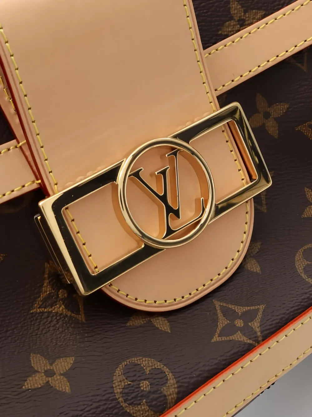 Pre-OwnedLouis Vuitton Pre-OwnedDauphine GM monogram shoulder bag