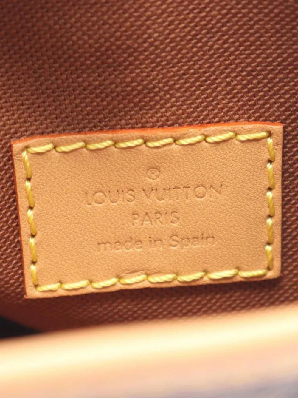 Pre-OwnedLouis Vuitton Pre-OwnedFold Me monogram shoulder bag