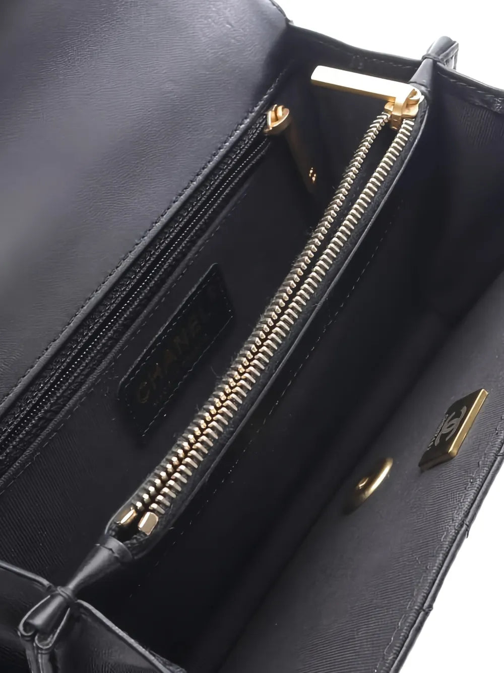 Pre-OwnedCHANEL Pre-OwnedMatelassshoulder bag