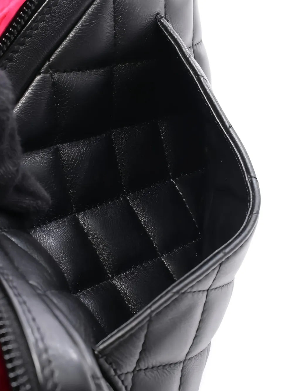 Pre-OwnedCHANEL Pre-OwnedCambon Ligne quilted handbag