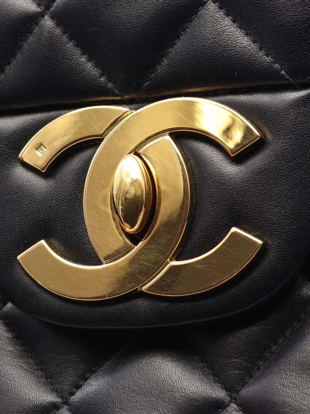 Pre-OwnedCHANEL Pre-Owned1994-1996 Maxi XL Classic Lambskin Single Flap shoulder bag
