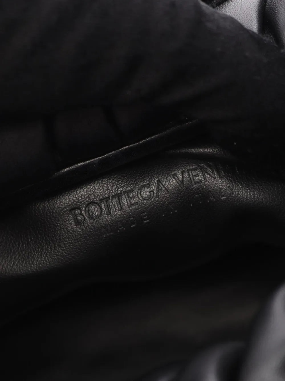 Pre-OwnedBottega Veneta Pre-Owned2012-2025 Lambskin The Pouch shoulder bag