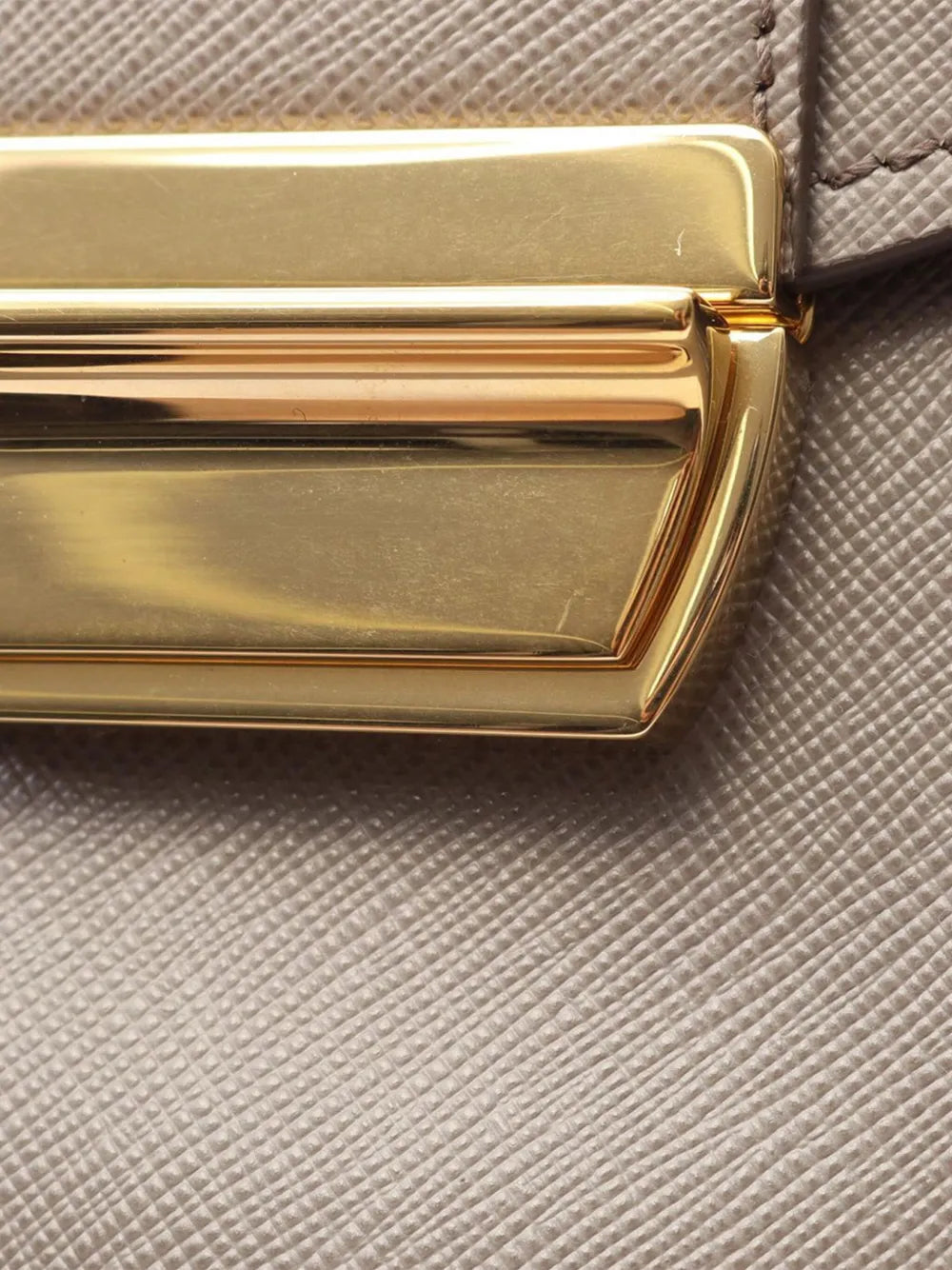 Pre-OwnedPrada Pre-Owned2013-2025 Saffiano Lux Galleria Double Zip Front Pocket satchel