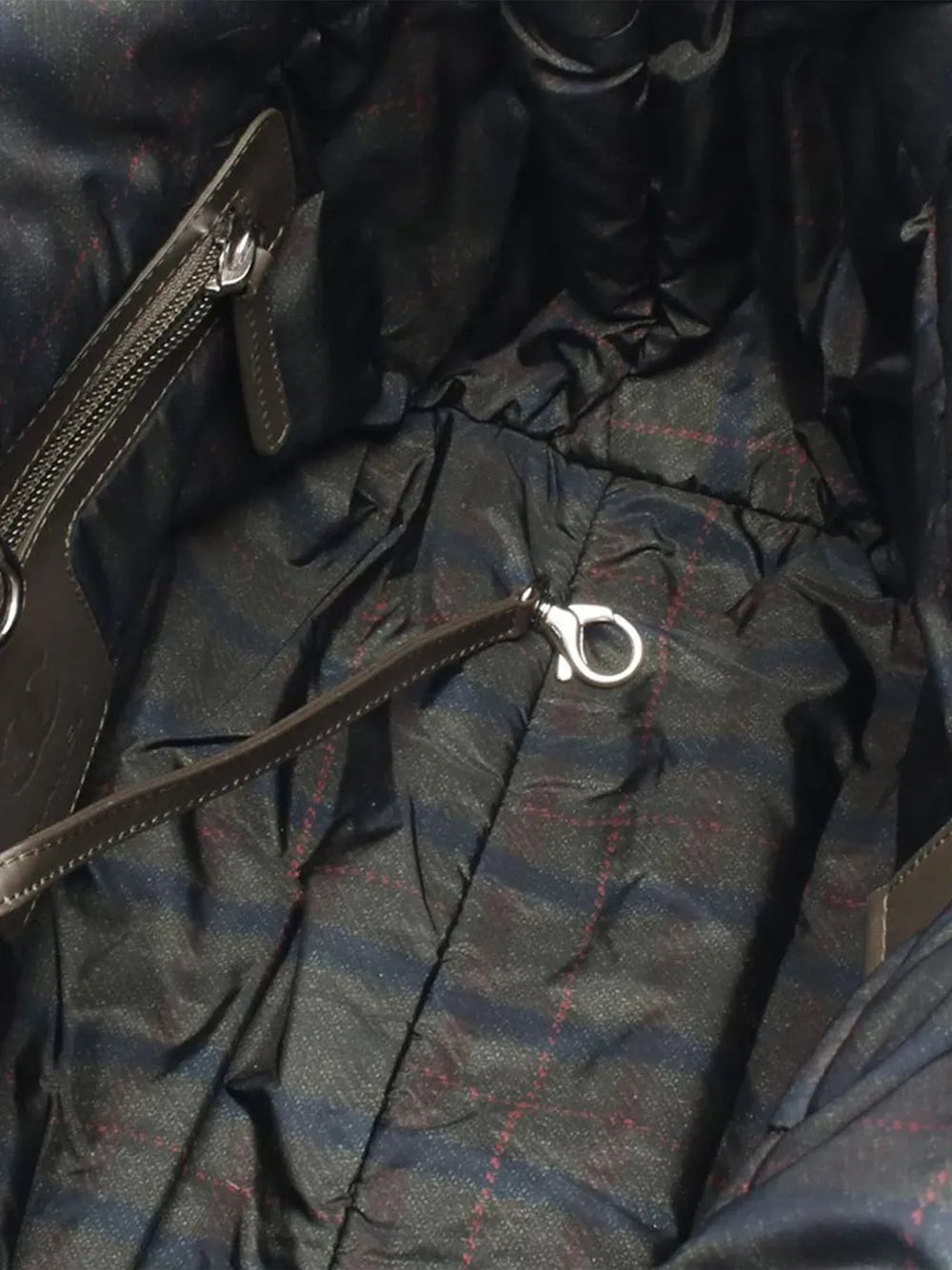 Pre-OwnedCHANEL Pre-Owned2013-2014 Small Quilted Nylon Coco Cocoon tote bag