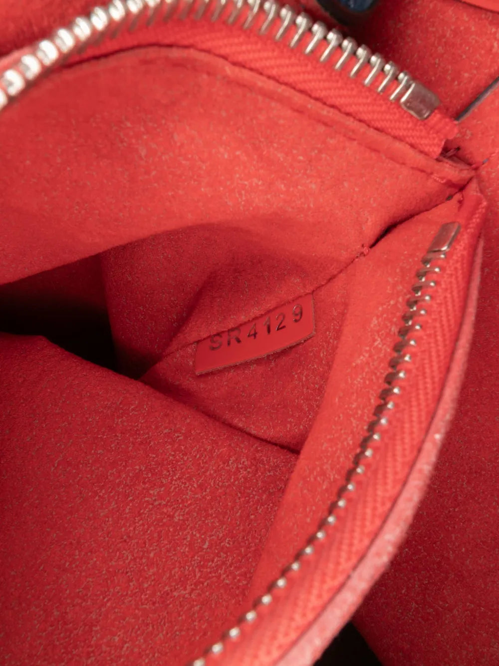 Pre-OwnedLouis Vuitton Pre-Owned2019 Epi NeoNoe MM bucket bag