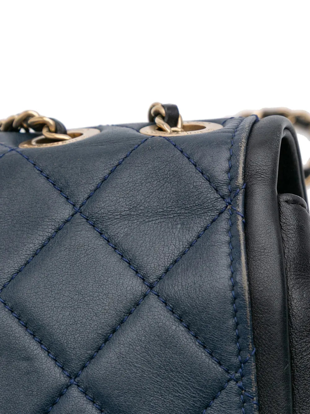 Pre-OwnedCHANEL Pre-Owned2014 Medium Bicolor Calfskin Graphic Flap shoulder bag