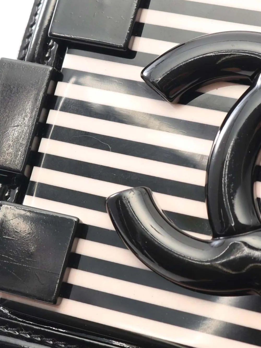 Pre-OwnedCHANEL Pre-Owned2014 Mini Patent and Acrylic Striped Boy Brick Flap crossbody bag