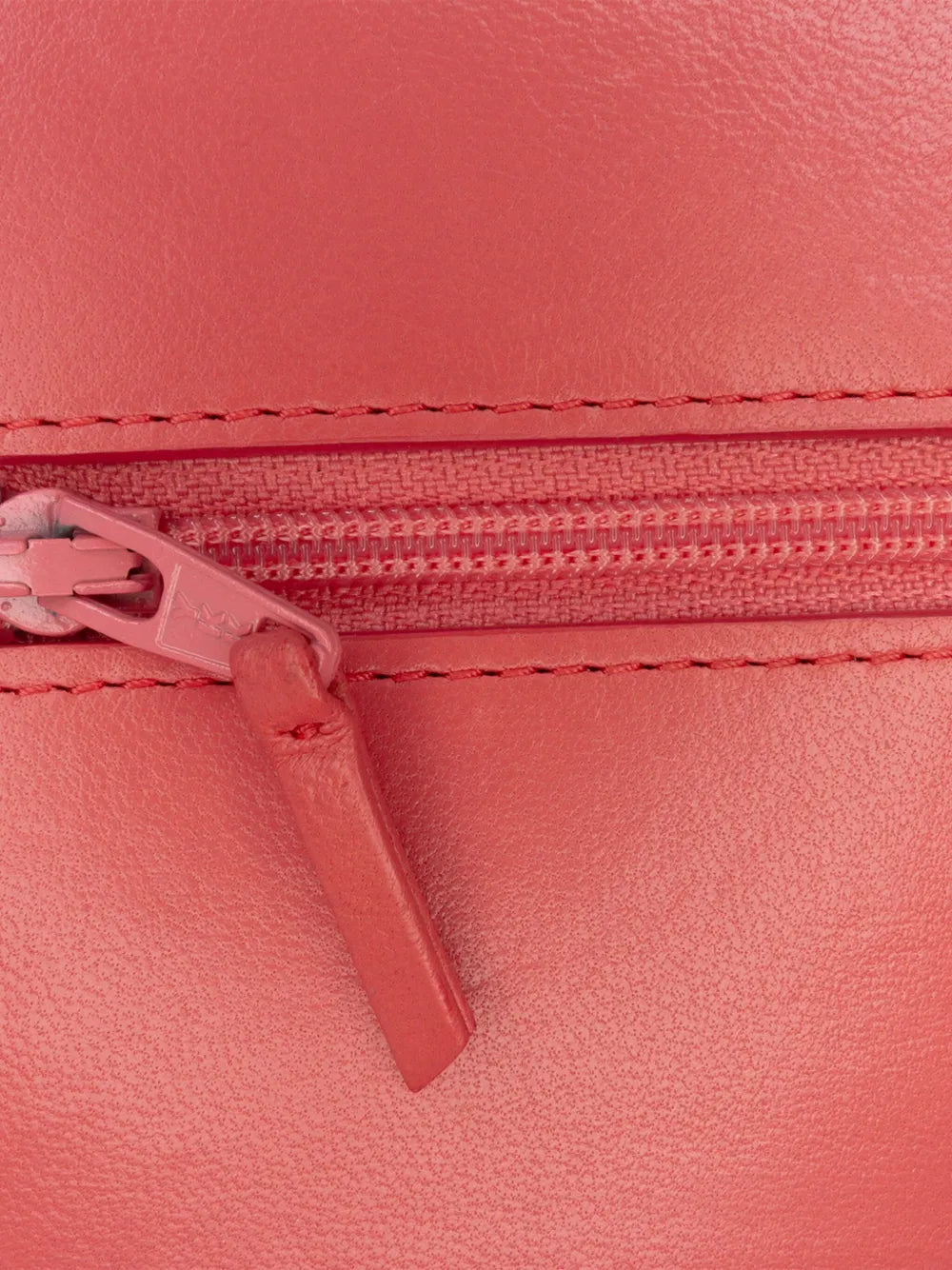 Pre-OwnedCHANEL Pre-Owned2018 Lambskin Boy Wallet On Chain crossbody bag